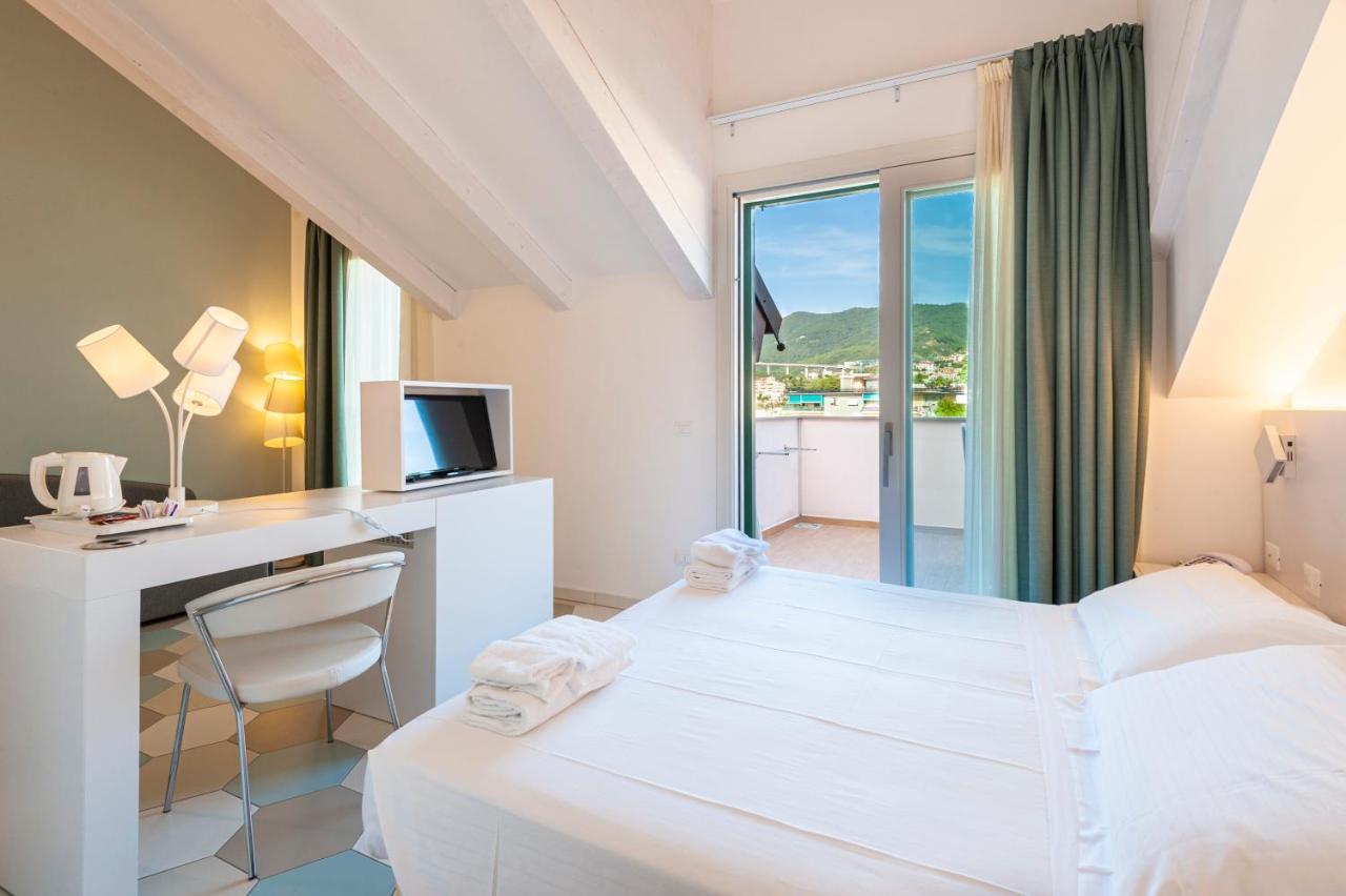 Hotel Melograno Spotorno Eksteriør billede