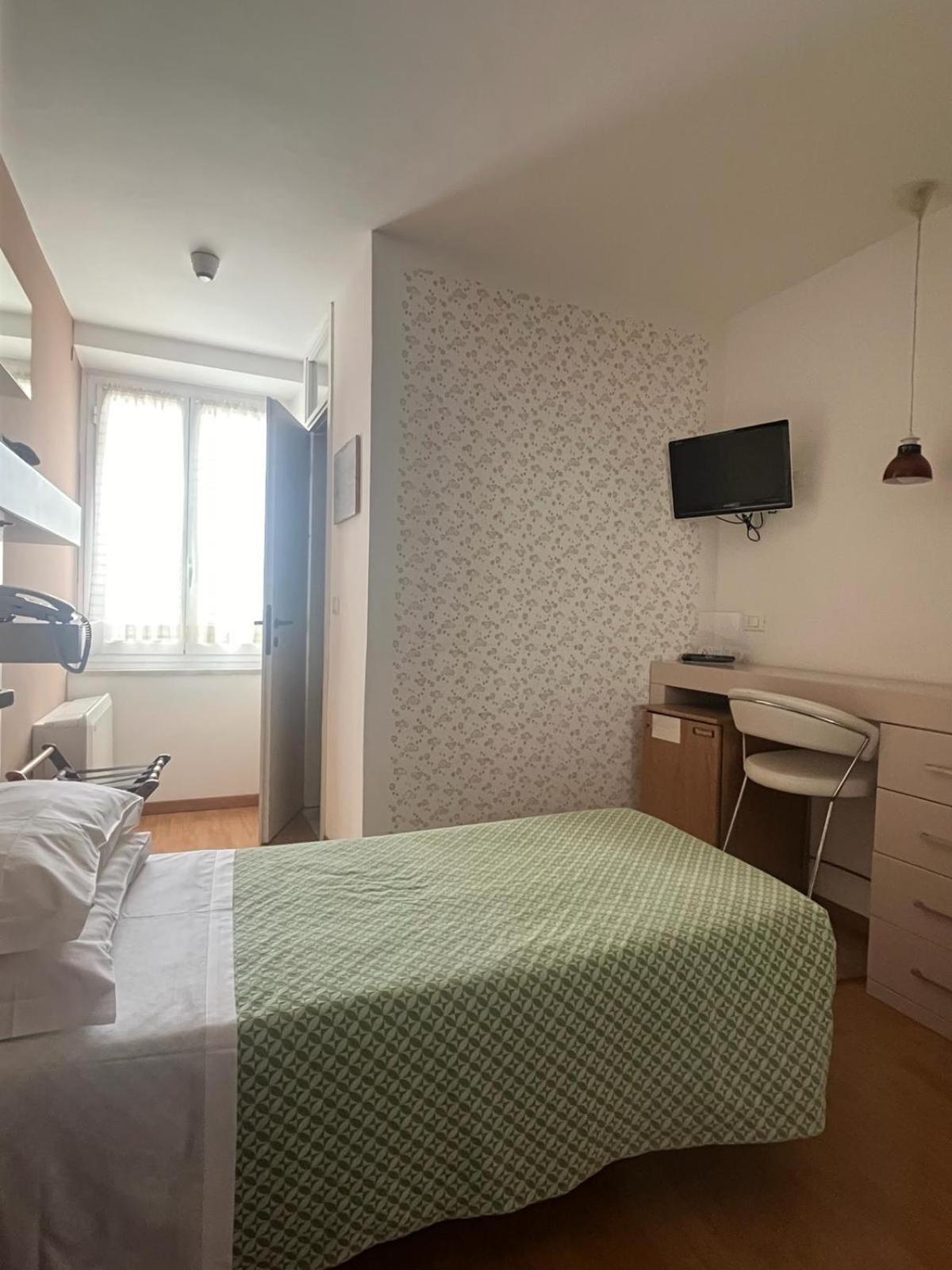 Hotel Melograno Spotorno Eksteriør billede