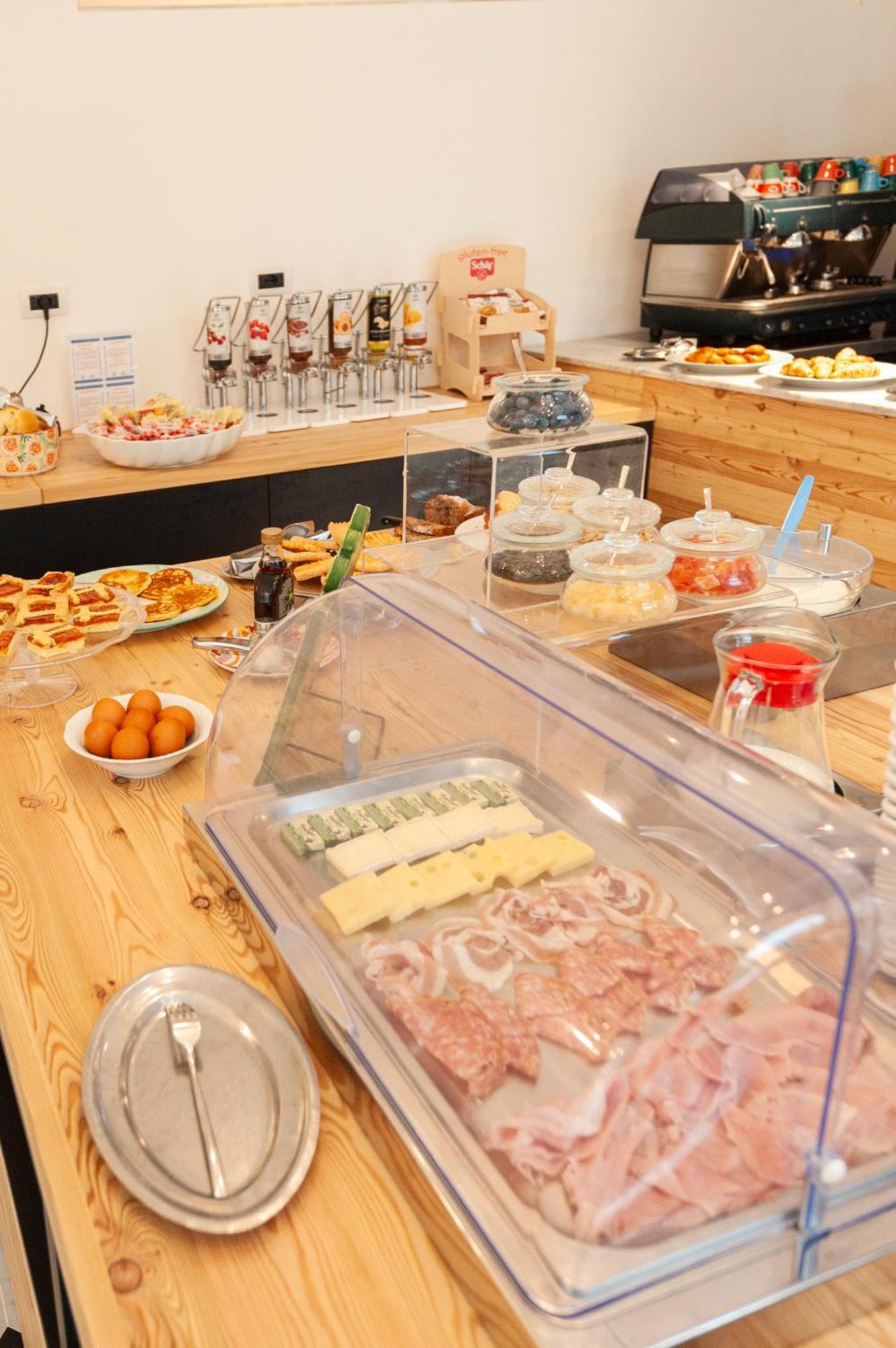 Hotel Melograno Spotorno Eksteriør billede