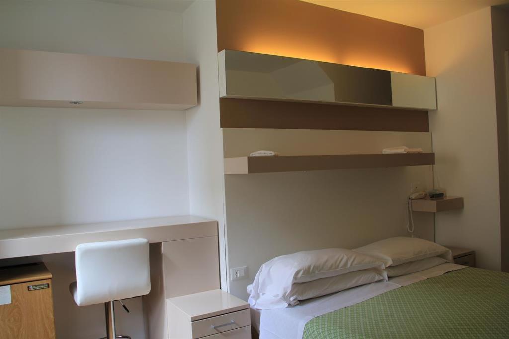 Hotel Melograno Spotorno Eksteriør billede
