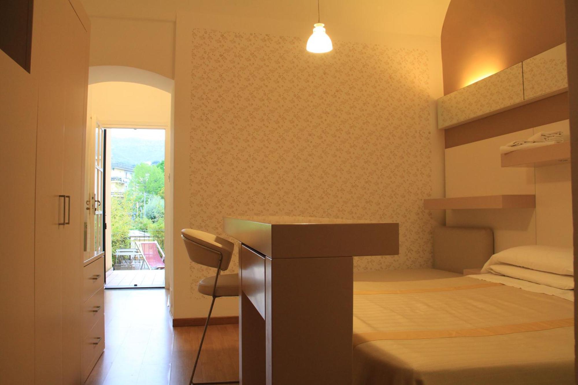 Hotel Melograno Spotorno Eksteriør billede