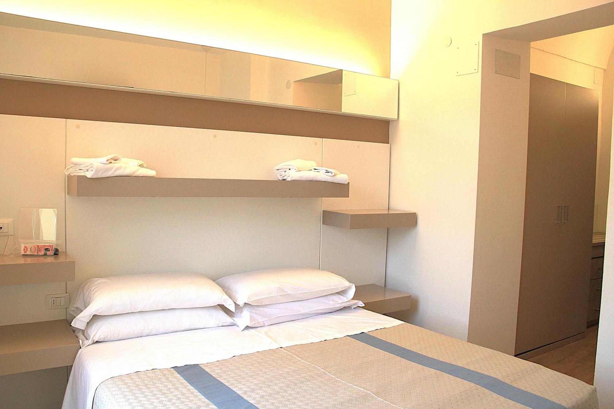 Hotel Melograno Spotorno Eksteriør billede